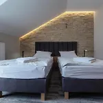 Przystan Lesniow Aparthotel Zarki