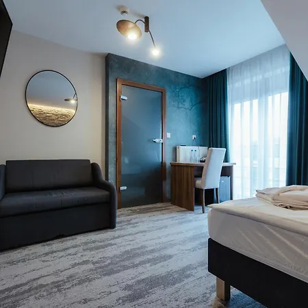 Przystan Lesniow Aparthotel Zarki