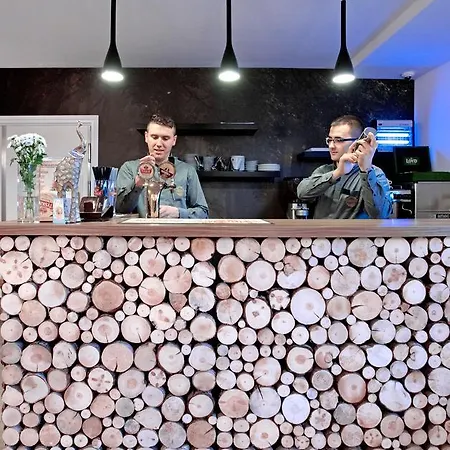 Przystan Lesniow Aparthotel Zarki
