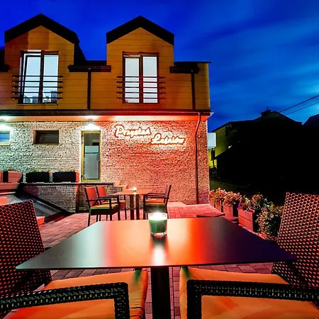 Przystan Lesniow Apartmanhotel