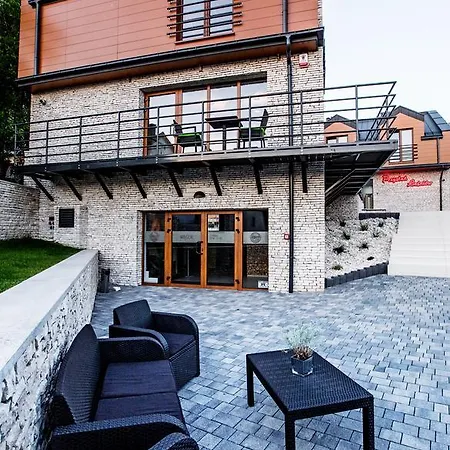 Przystan Lesniow Aparthotel Zarki