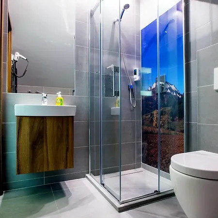 Przystan Lesniow Apartmanhotel 3*