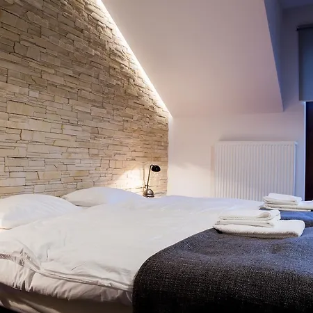 Przystan Lesniow Aparthotel