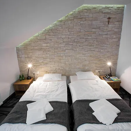 Aparthotel Przystan Lesniow 3*