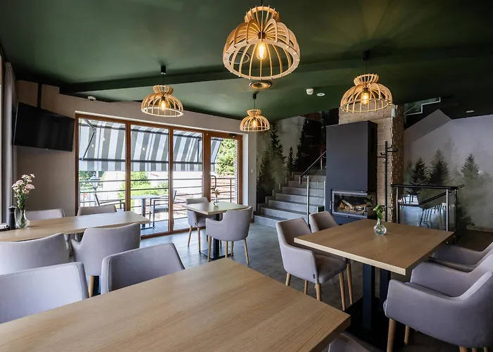 Przystan Lesniow Aparthotel 3*