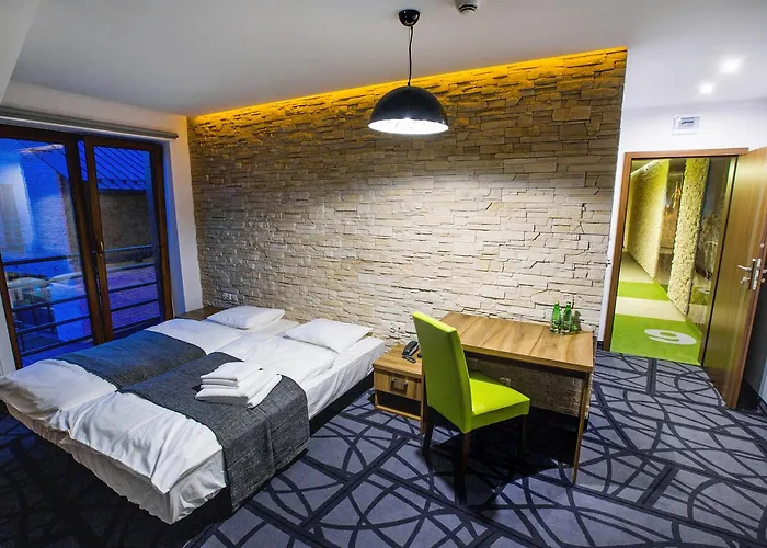 Przystan Lesniow Aparthotel Zarki